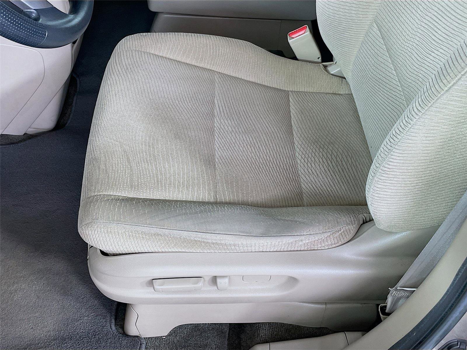 Used 2012 Honda Odyssey LX image 20