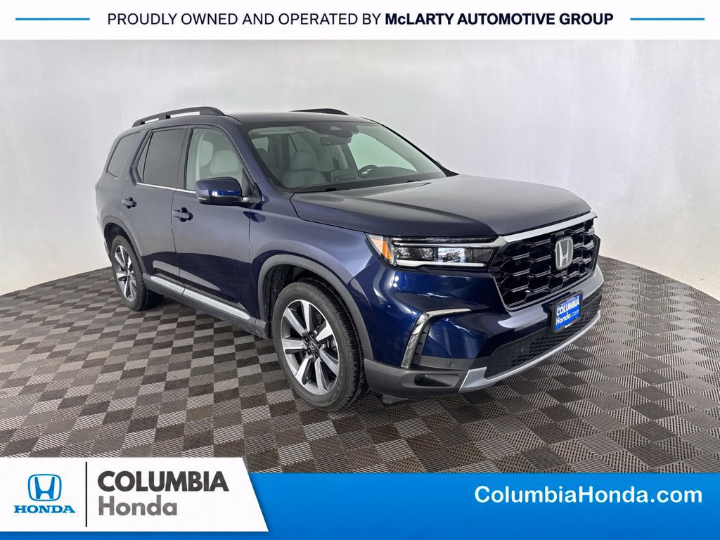 Certified 2025 Honda Pilot Touring