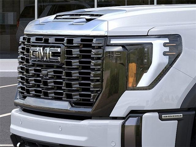 New 2026 GMC Sierra 3500 Denali Ultimate AWD/4WD image 13