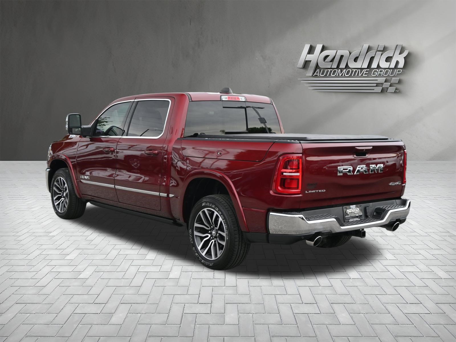 Used 2025 RAM 1500 Limited w/ Trailer Tow Group AWD/4WD image 8