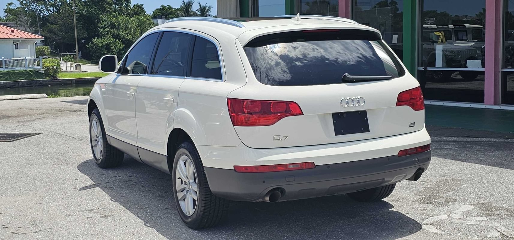 Used 2009 Audi Q7 3.6 Premium AWD/4WD image 3