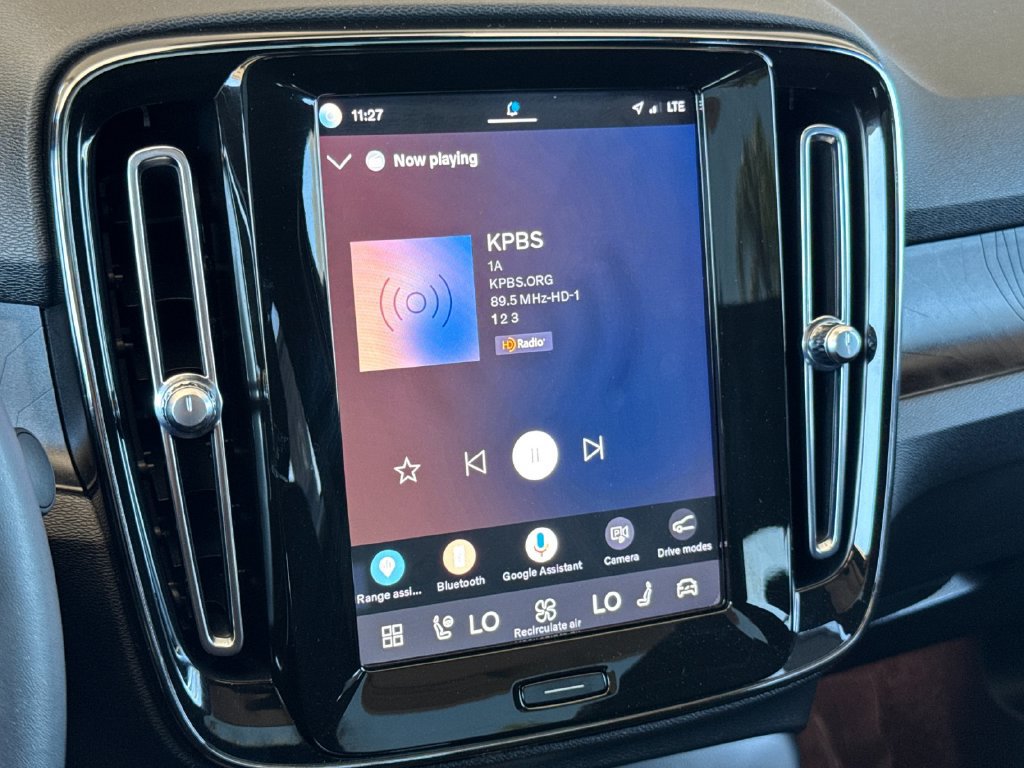 Certified 2023 Volvo C40 P8 Recharge Ultimate AWD/4WD image 17
