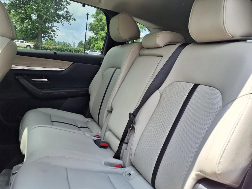 New 2025 MAZDA CX-70 3.3 Turbo w/ Preferred Package image 10