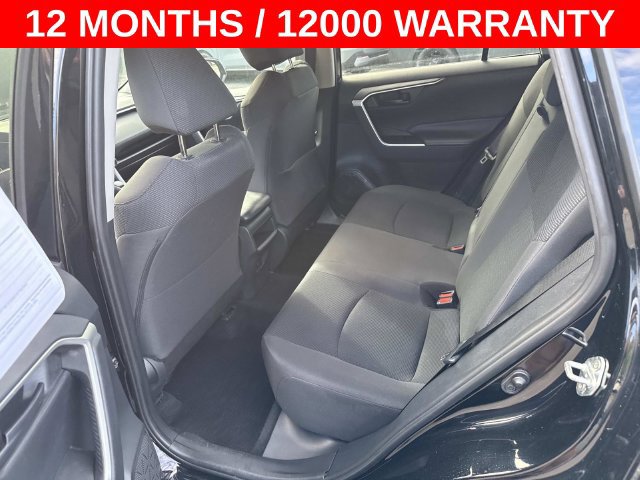 Used 2019 Toyota RAV4 LE FWD image 16