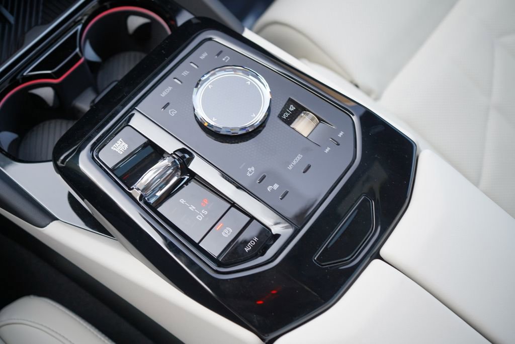 New 2026 BMW 540i xDrive w/ Executive Package image 18