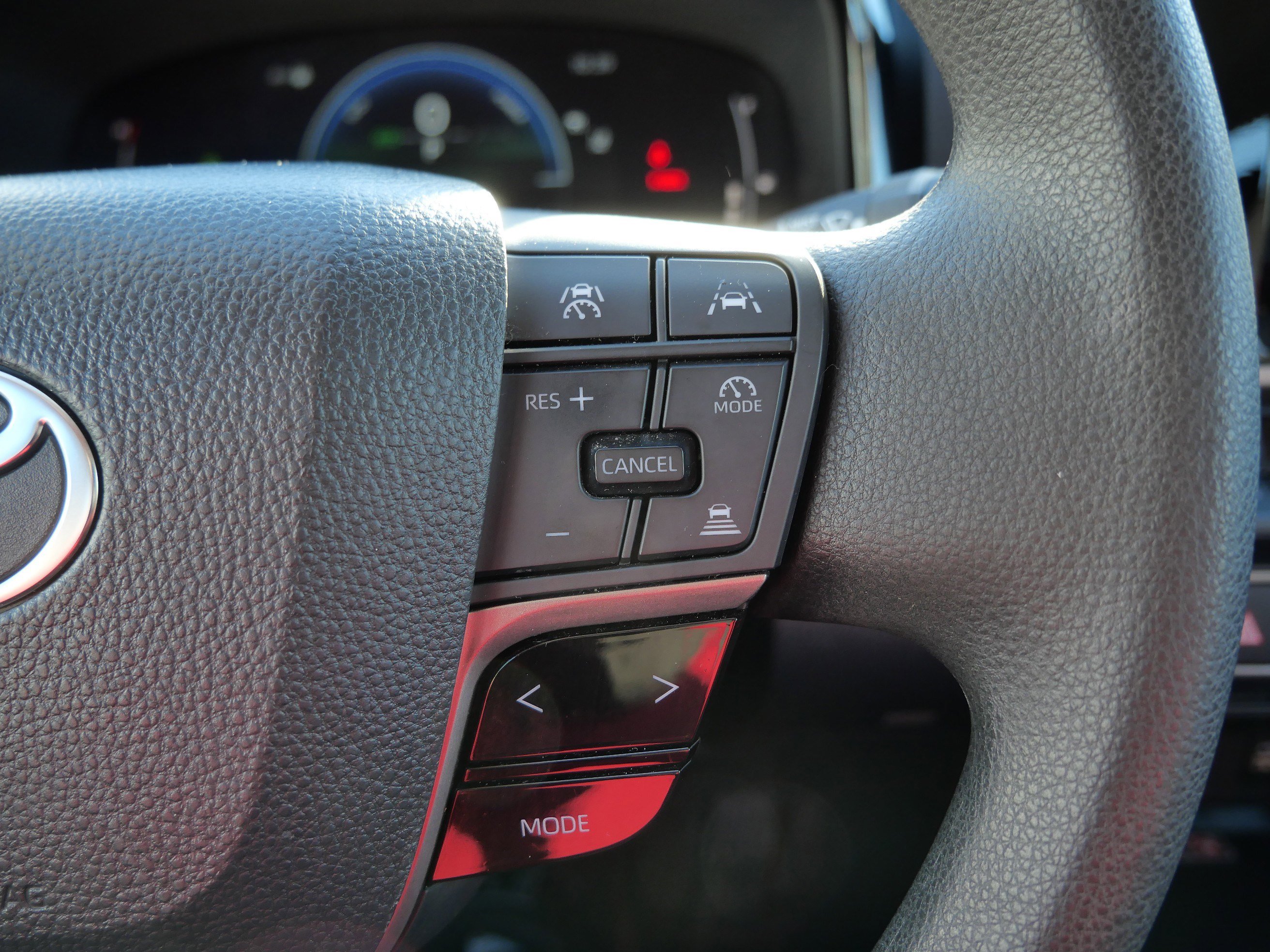 Certified 2025 Toyota Camry LE image 28