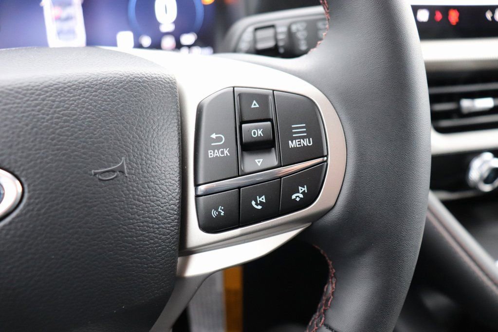 New 2026 Ford Explorer Active w/ Active Comfort Package image 35
