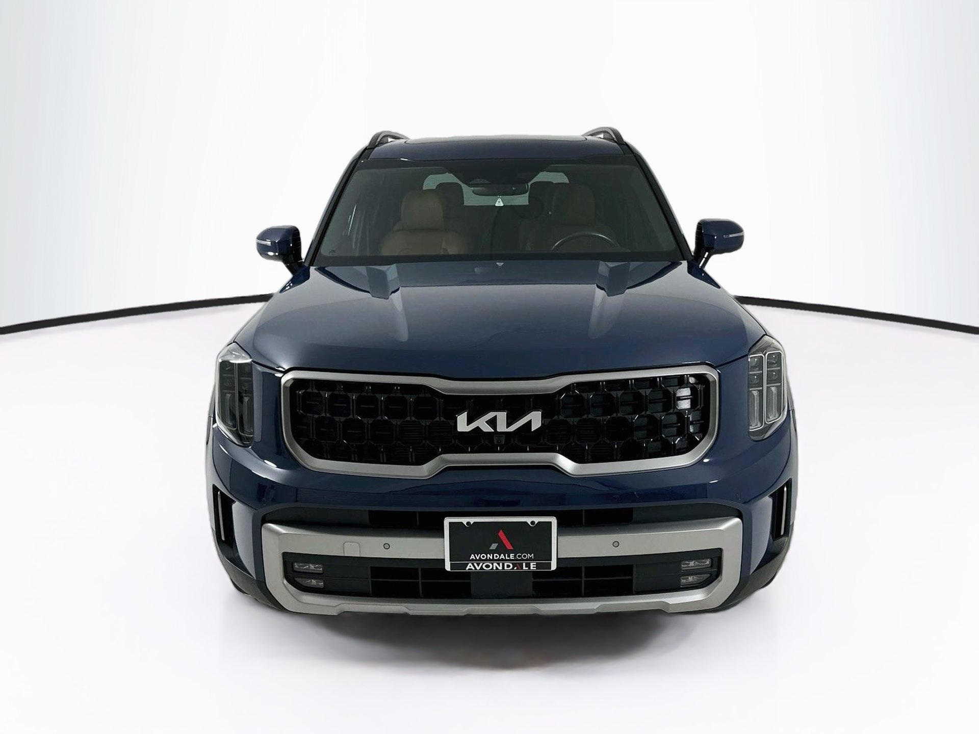Used 2023 Kia Telluride SX X-Line AWD/4WD image 2