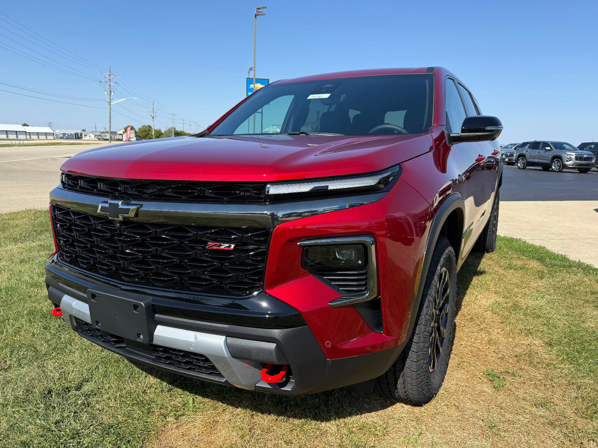 New 2026 Chevrolet Traverse Z71 w/ Enhanced Driving Package image 3