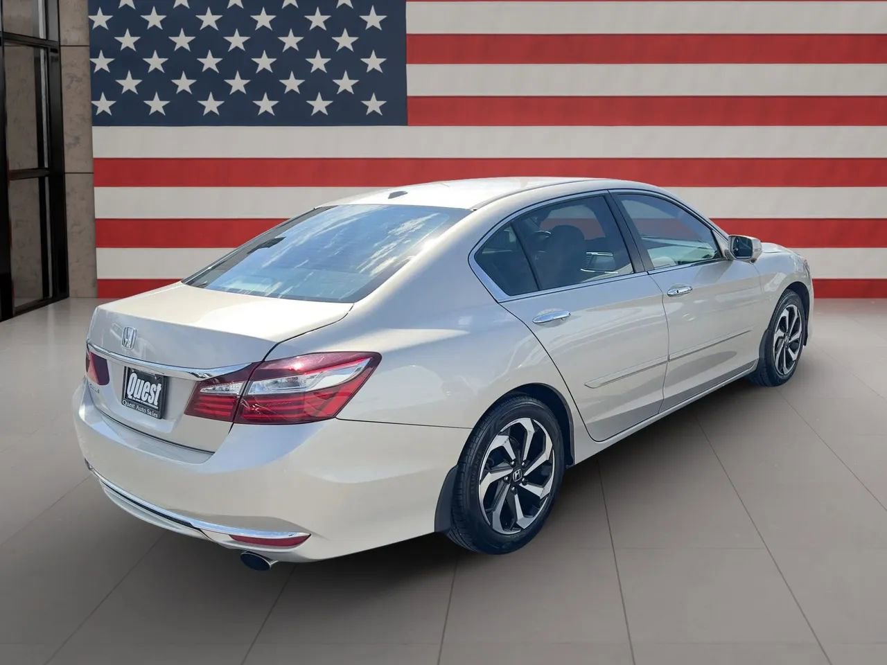 Used 2016 Honda Accord EX-L image 3