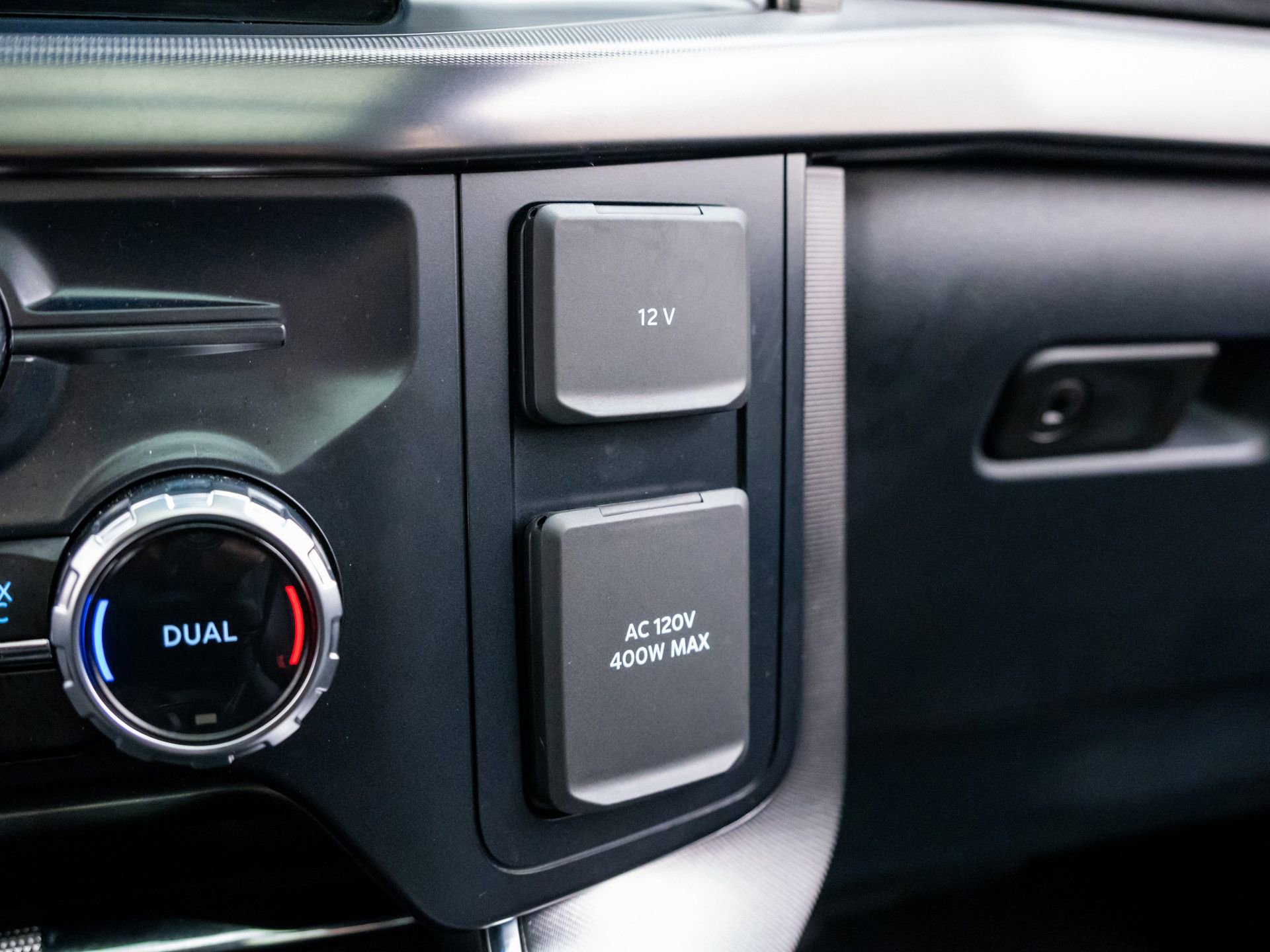 Used 2023 Ford F150 Platinum w/ Equipment Group 701A High image 31