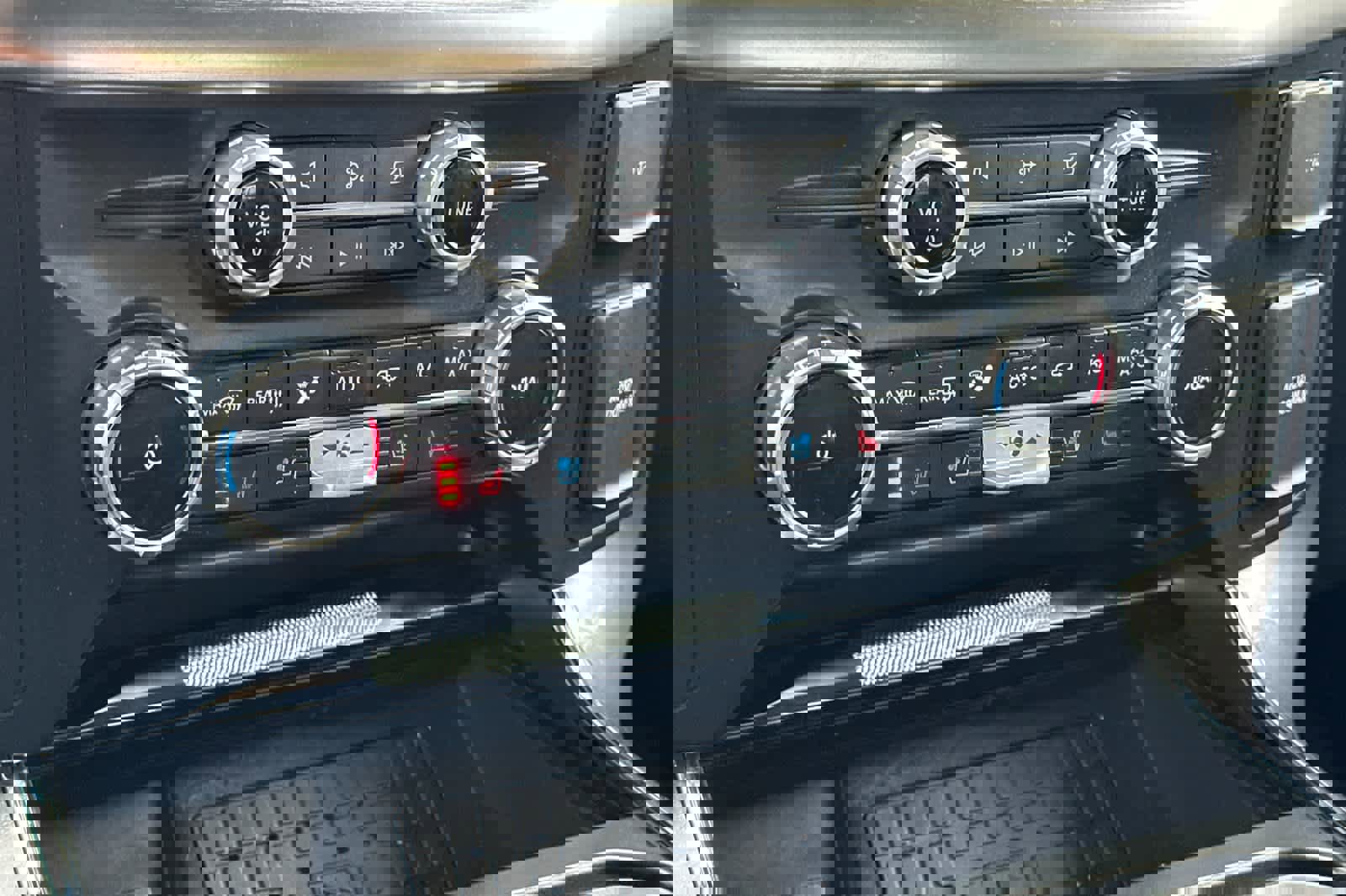 Certified 2023 Ford F150 Lariat w/ Equipment Group 502A High image 20