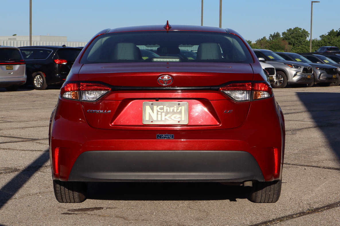 Used 2024 Toyota Corolla LE FWD image 5