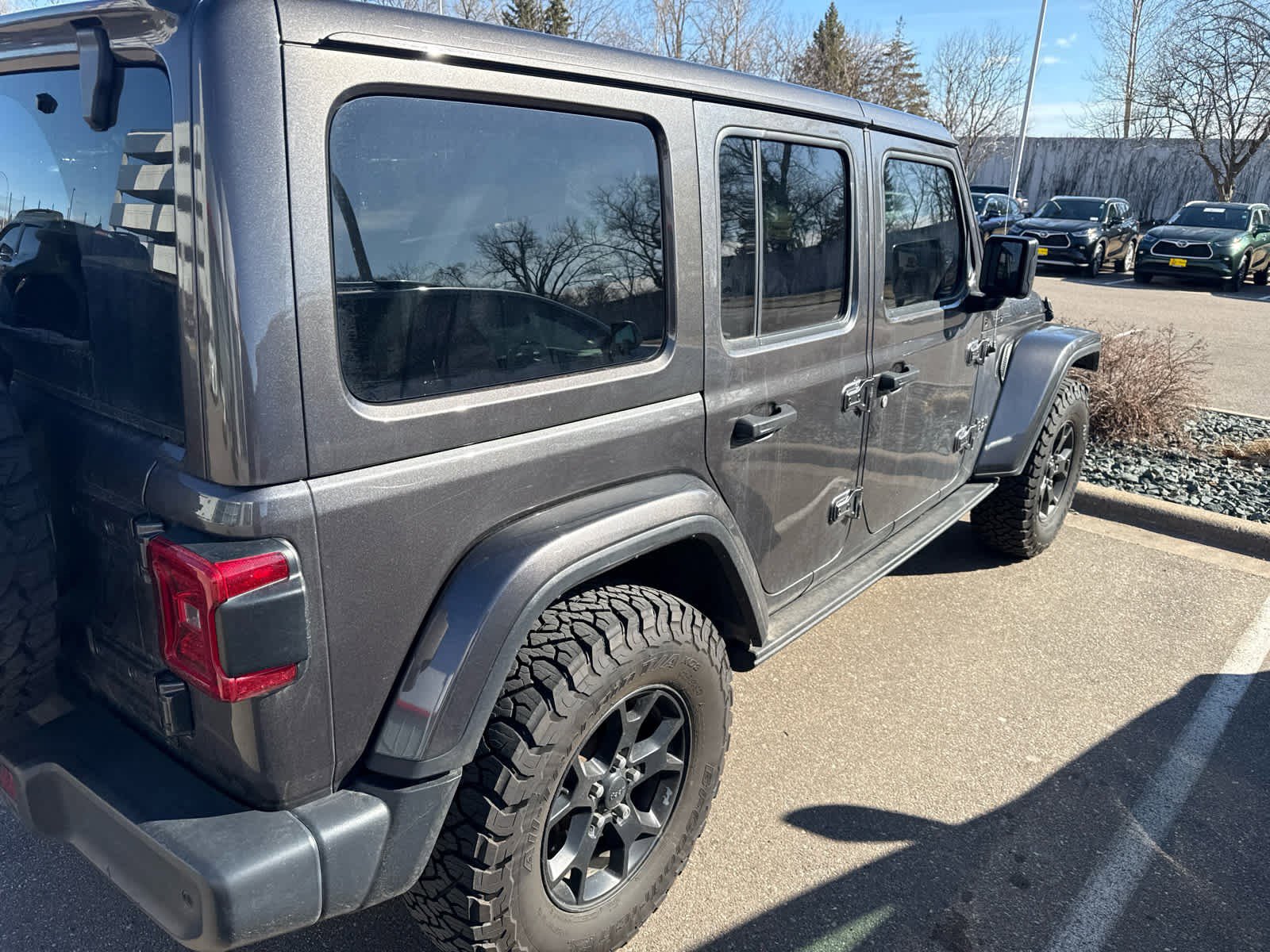 Used 2019 Jeep Wrangler Unlimited Sahara w/ Quick Order Package 24M Moab AWD/4WD video 2