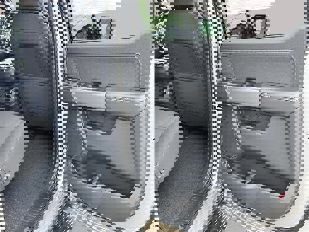 New 2025 Ford F150 XLT w/ Equipment Group 302A MID image 30