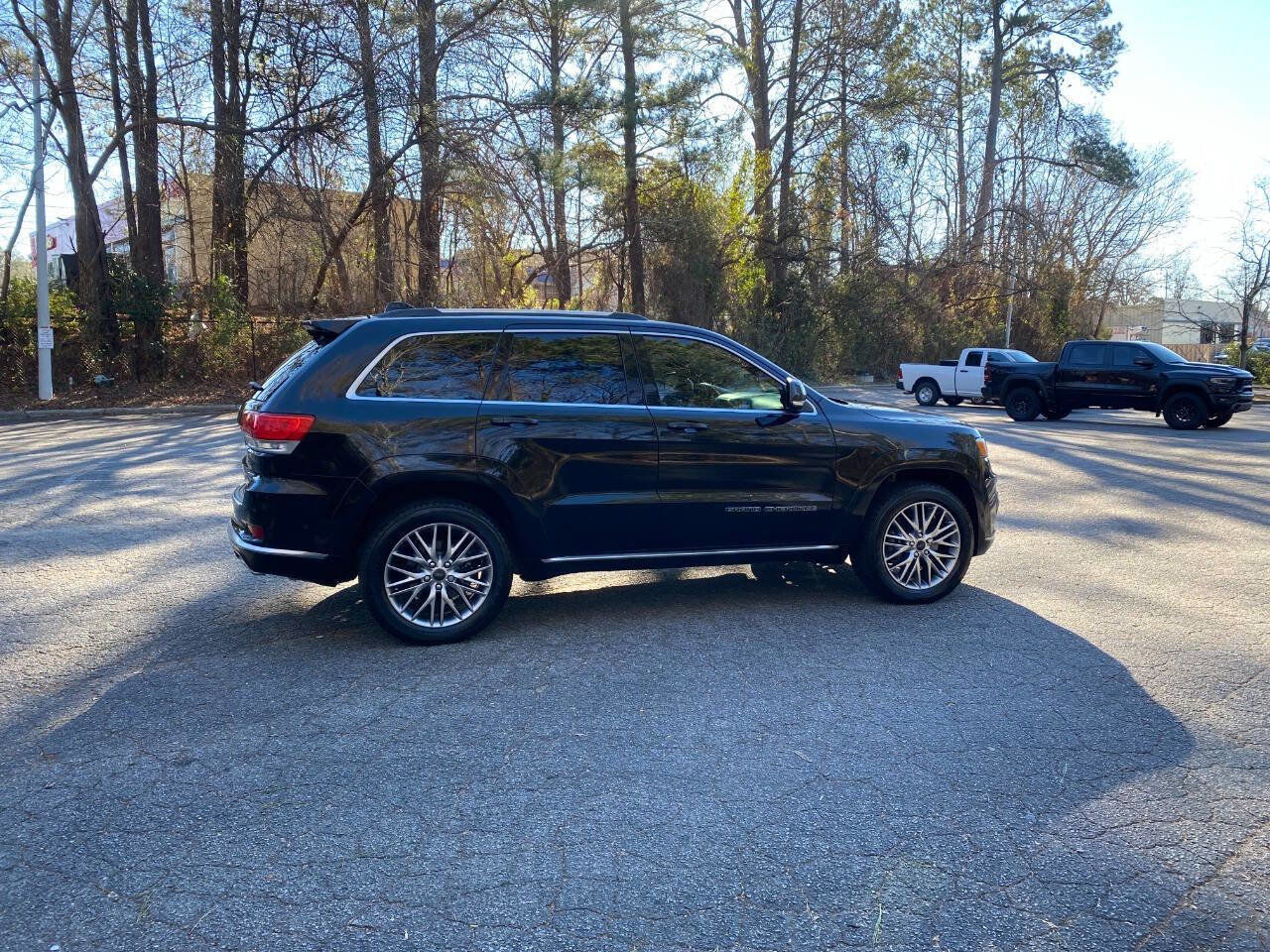 Used 2017 Jeep Grand Cherokee Summit w/ Platinum Series Group image 5