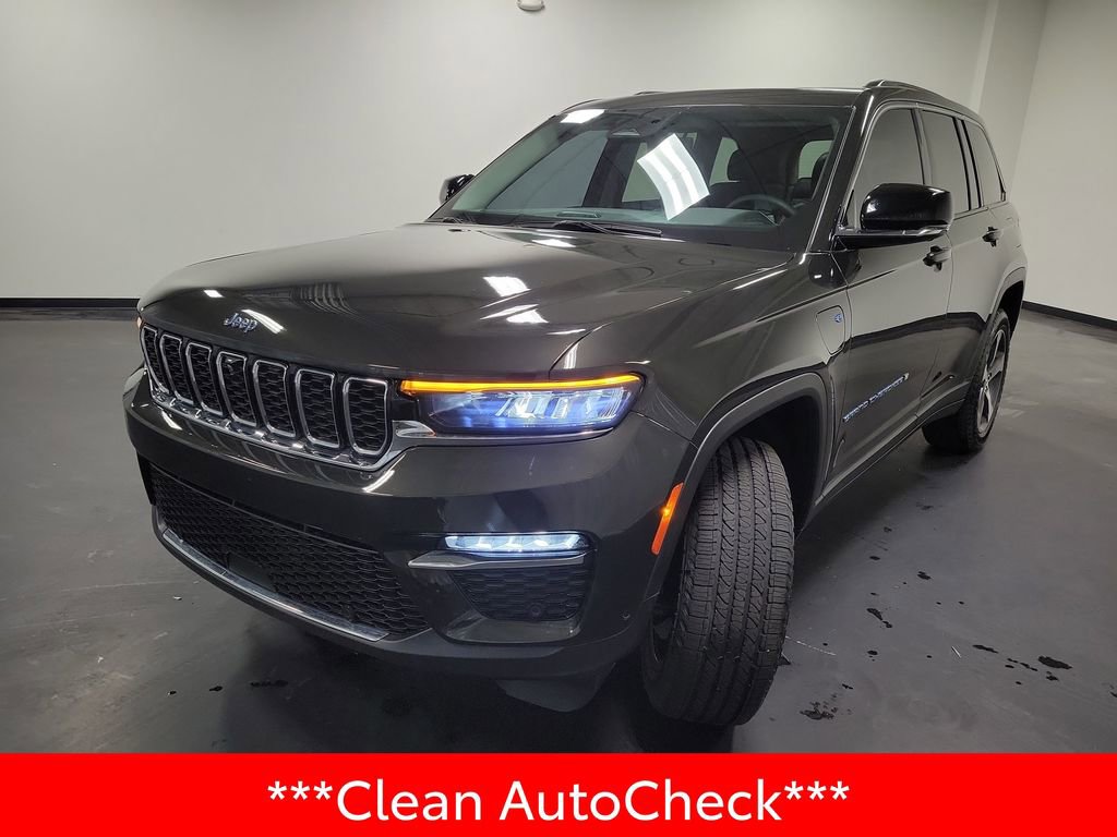 Used 2023 Jeep Grand Cherokee 4WD 4xe w/ Luxury Tech Group II image 4