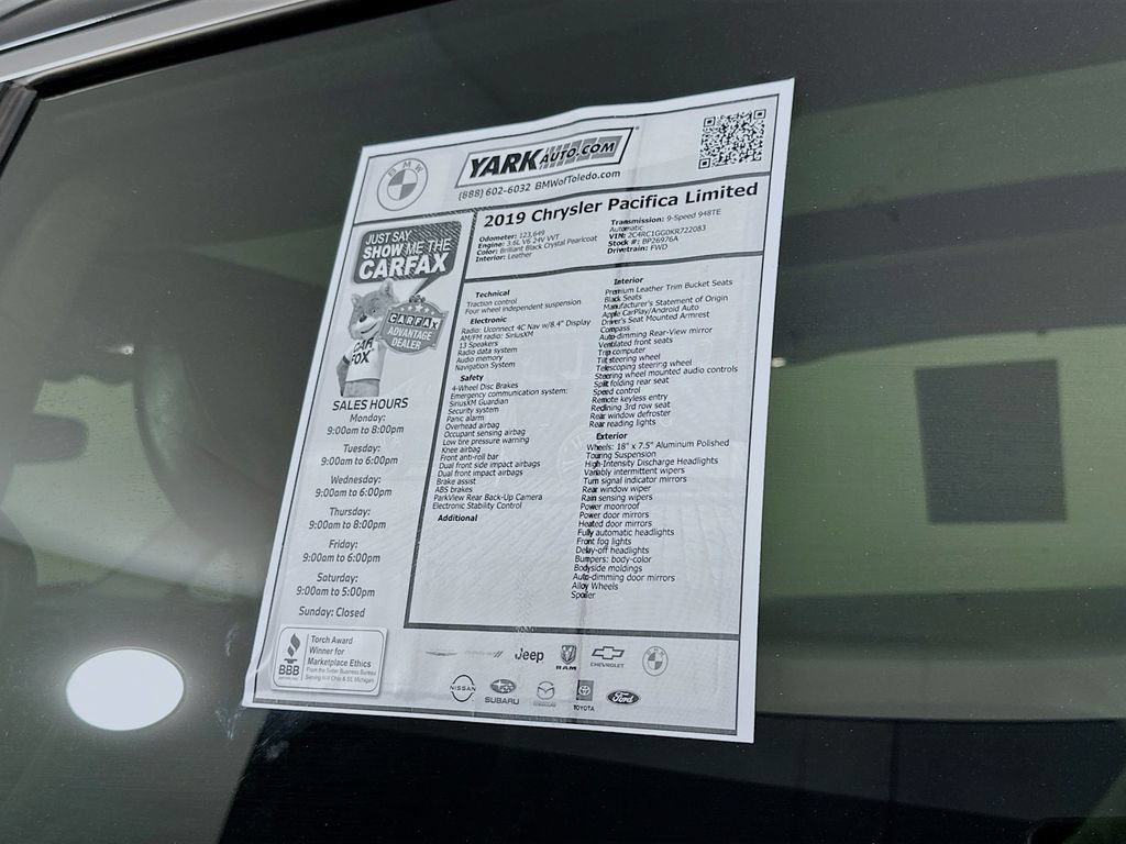Used 2019 Chrysler Pacifica Limited FWD image 12