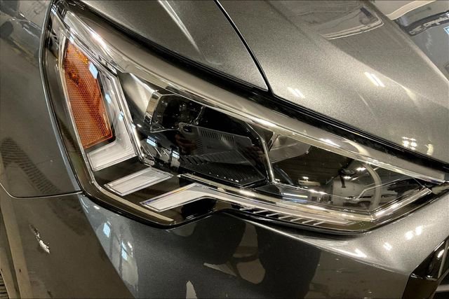 Certified 2025 Audi Q3 2.0T Premium Plus w/ Premium Plus Package AWD/4WD image 28