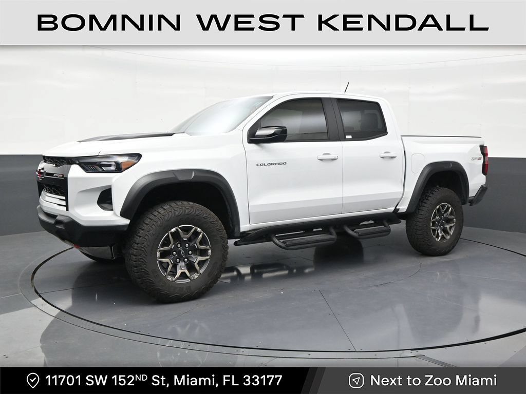 Used 2025 Chevrolet Colorado ZR2 AWD/4WD image 1