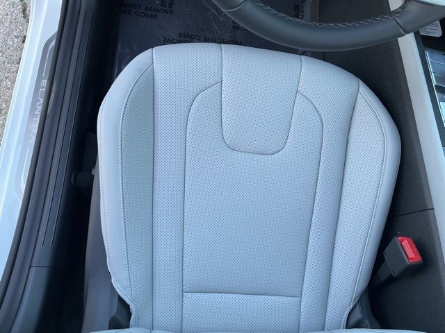 New 2026 Hyundai Elantra Limited image 19