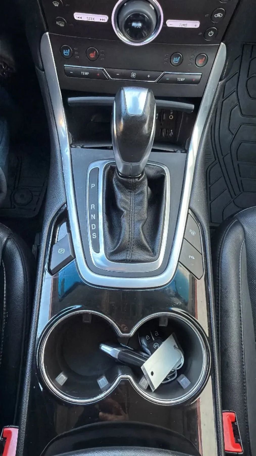 Used 2015 Ford Edge Titanium w/ Equipment Group 302A image 20