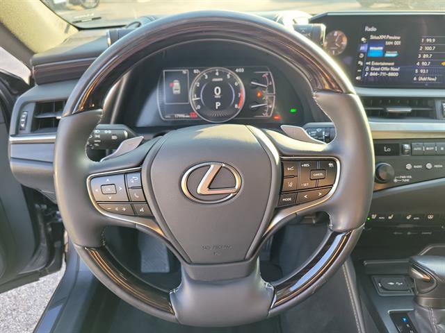 Used 2019 Lexus ES 350 w/ Luxury Package image 40