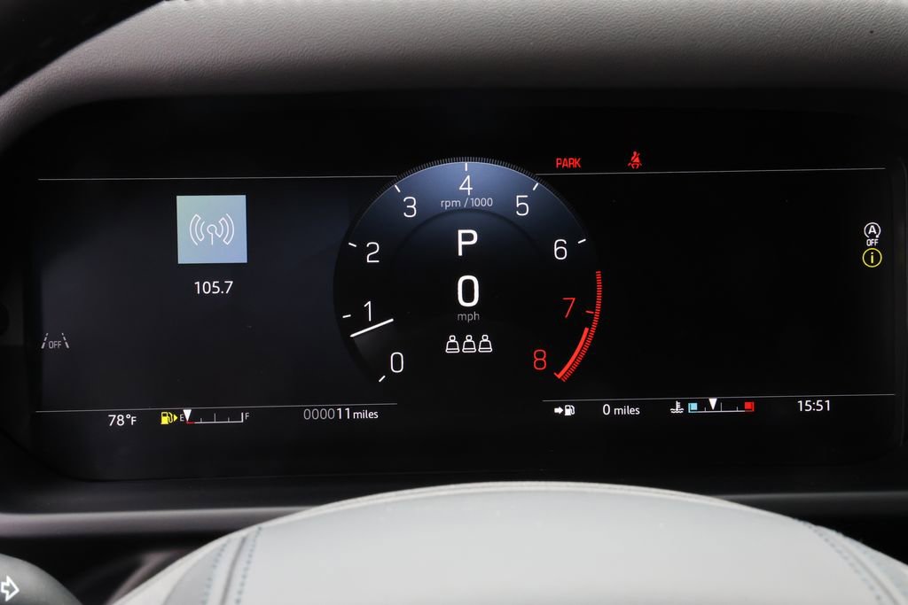 New 2026 Land Rover Defender 110 OCTA AWD/4WD image 28