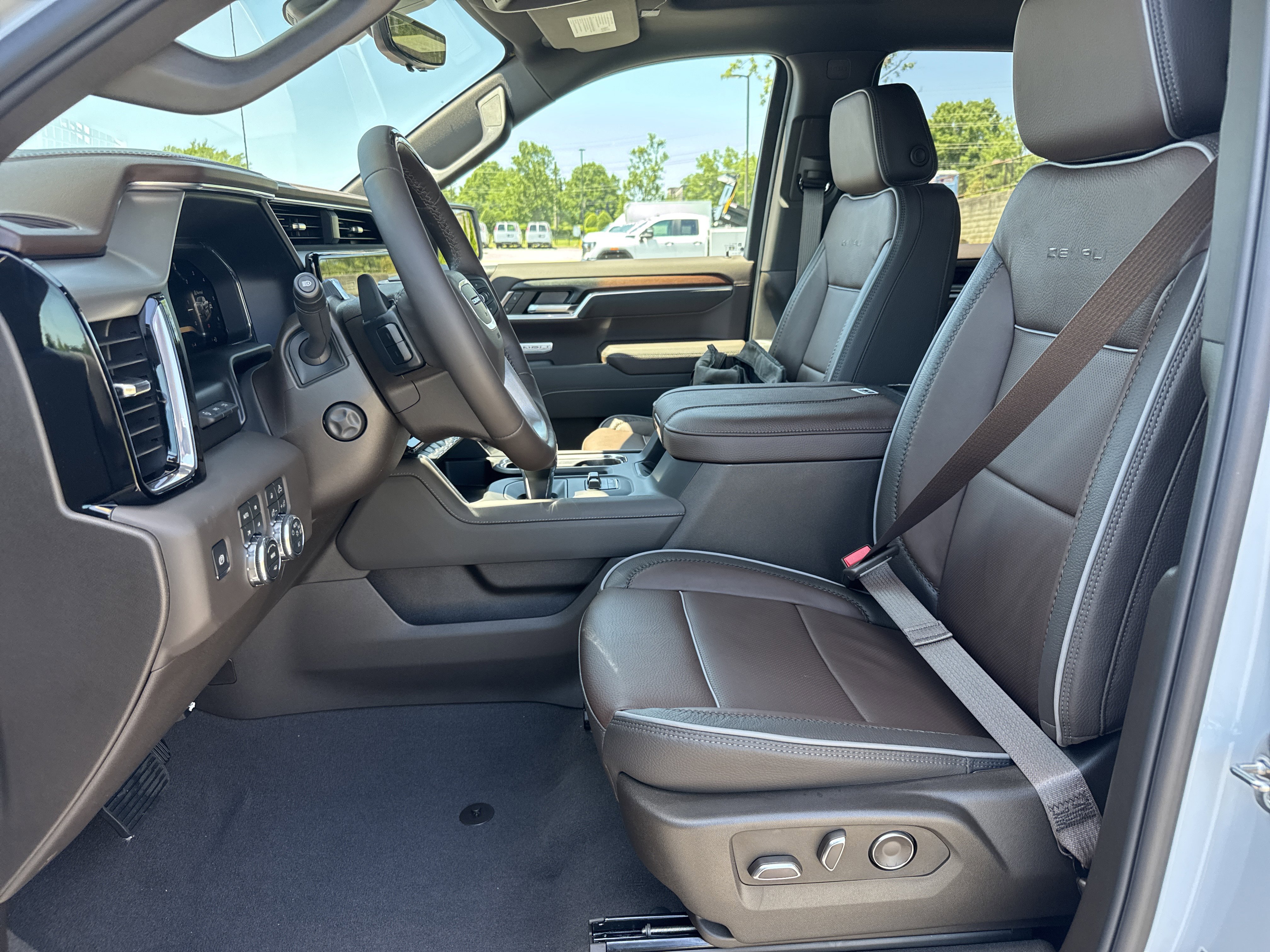 New 2026 GMC Sierra 1500 Denali AWD/4WD image 16