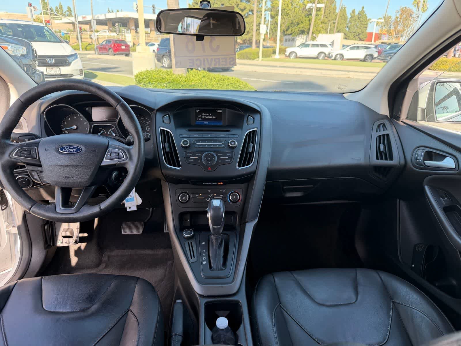 Used 2016 Ford Focus SE w/ Equipment Group 201A FWD image 19