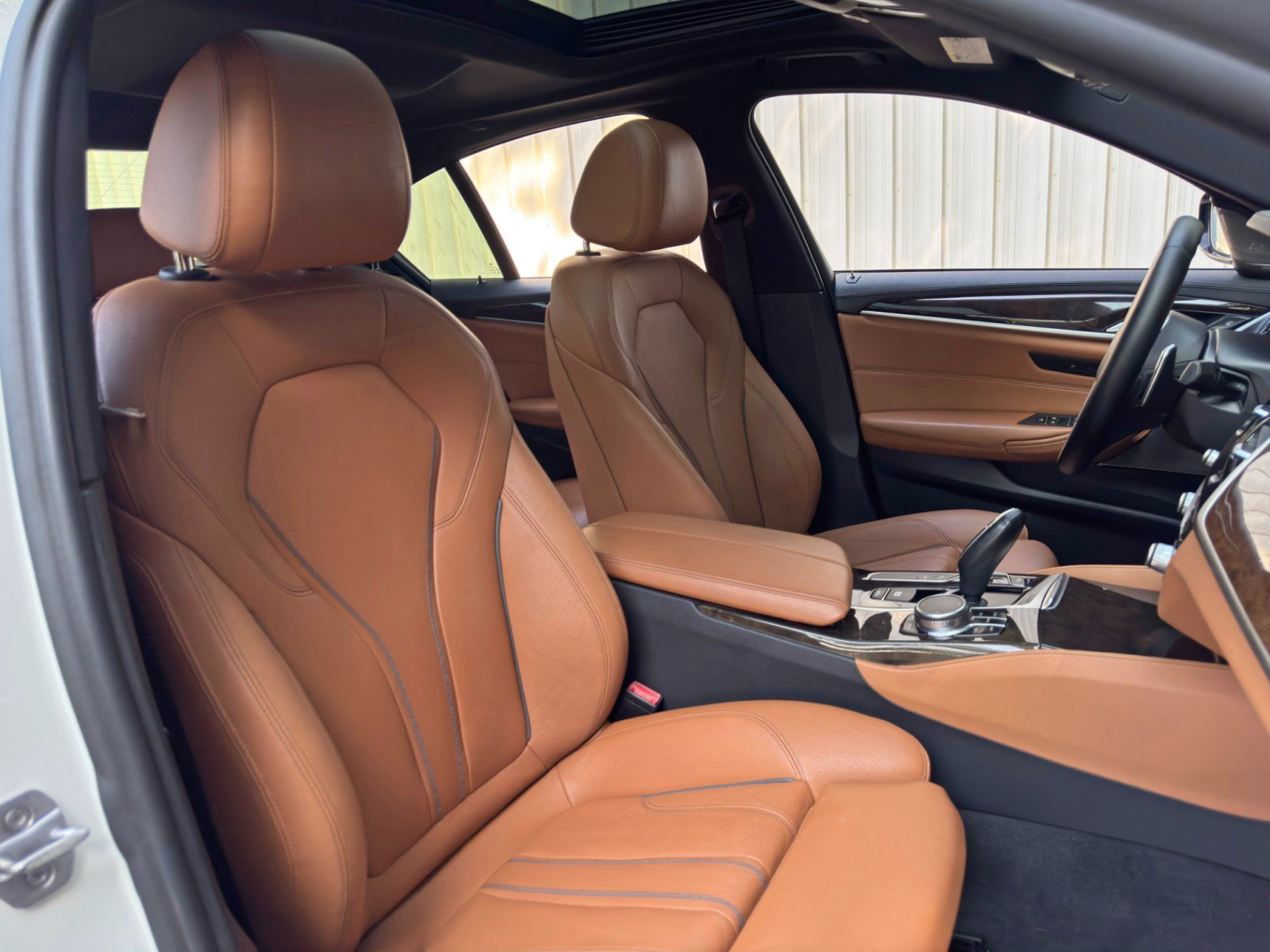 Used 2017 BMW 540i RWD image 39