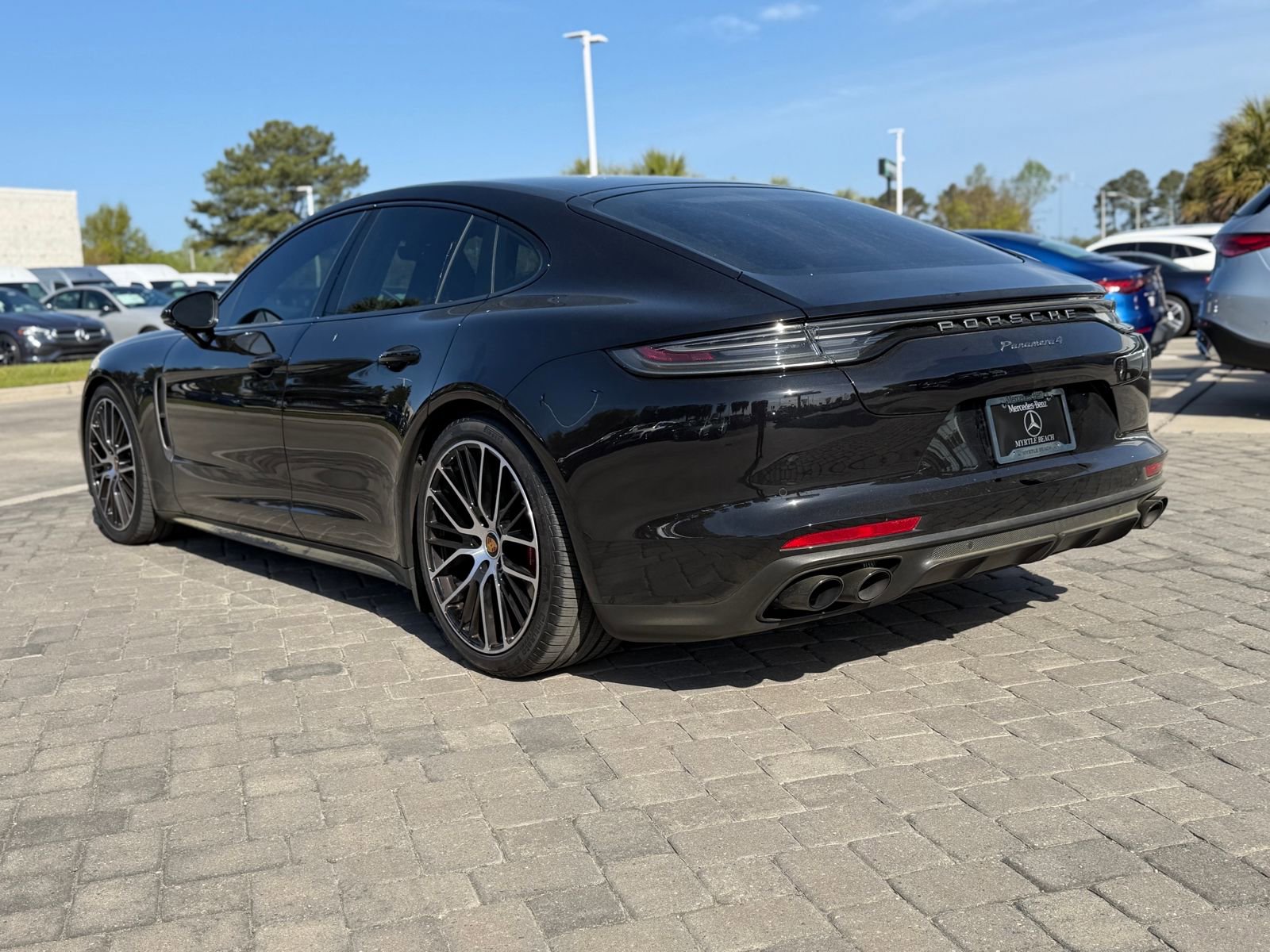 Used 2023 Porsche Panamera 4 Platinum Edition image 5