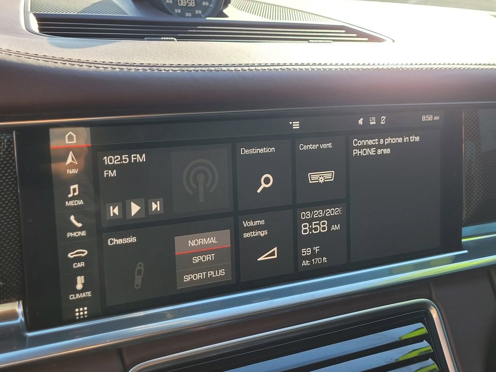 Used 2018 Porsche Panamera 4 w/ Premium Package Plus image 20