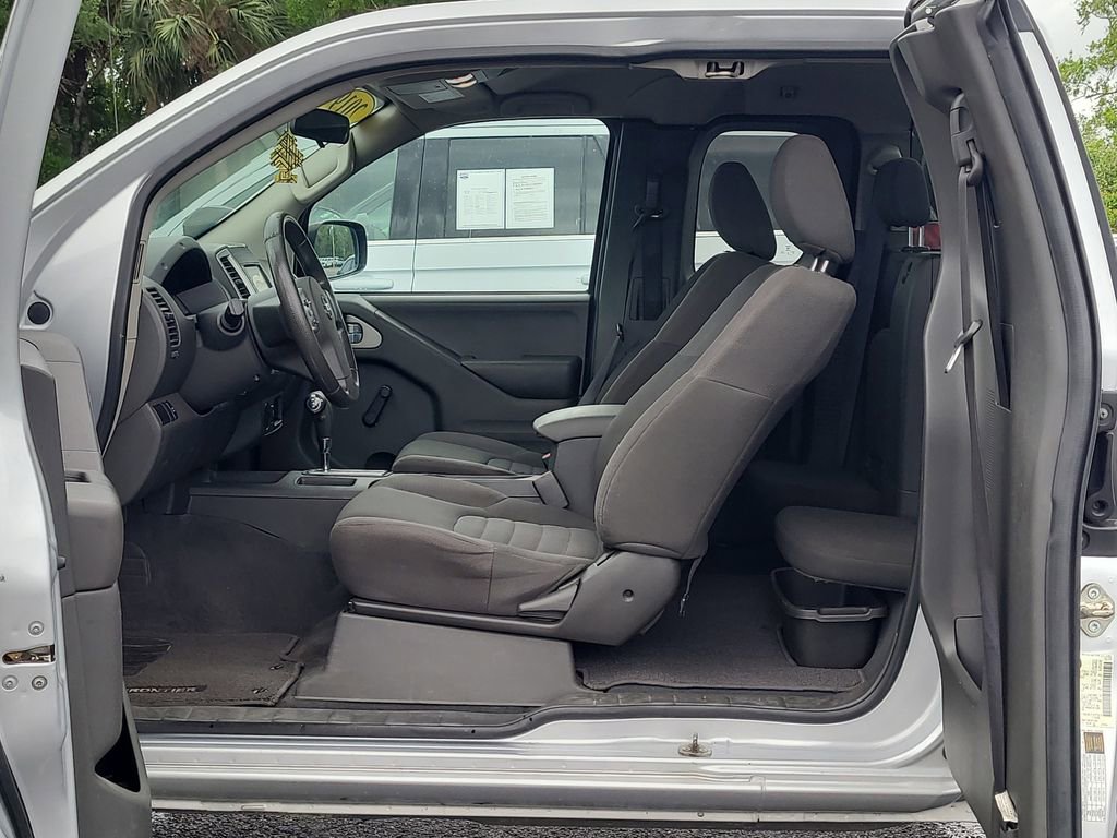 Used 2019 Nissan Frontier S image 8