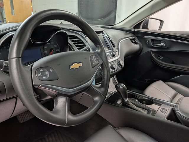Certified 2017 Chevrolet Impala LT w/ Convenience Package FWD image 18