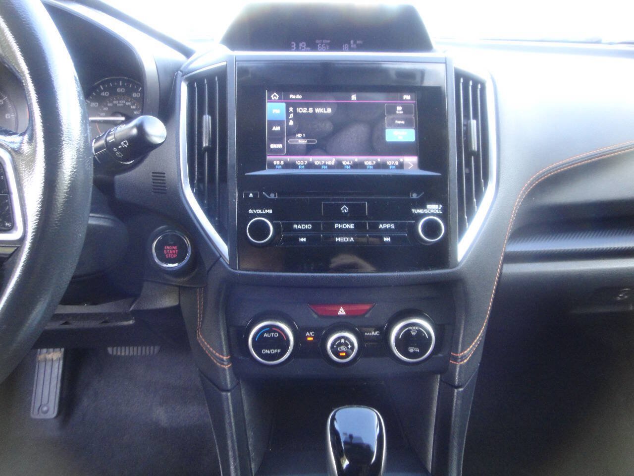 Used 2021 Subaru Crosstrek 2.0i Premium w/ Moonroof Package AWD/4WD image 8