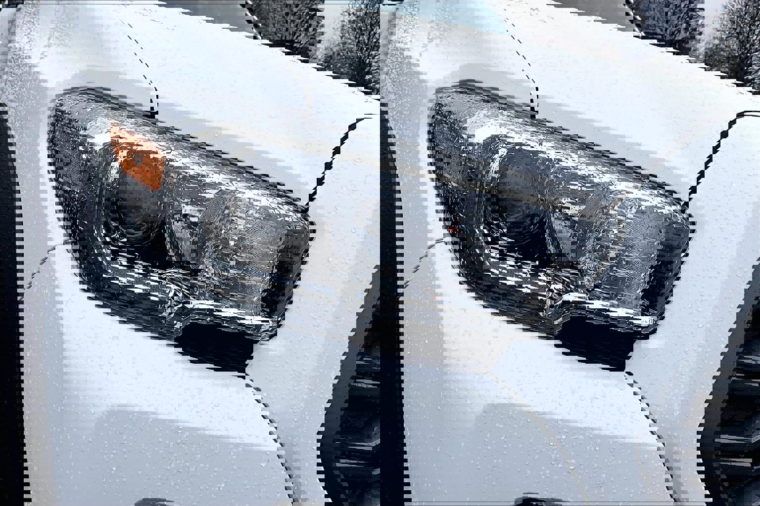 Used 2021 Toyota Tacoma TRD Off-Road image 26