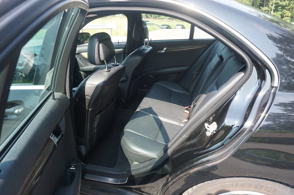 Used 2008 Mercedes-Benz C 350 Sport image 14