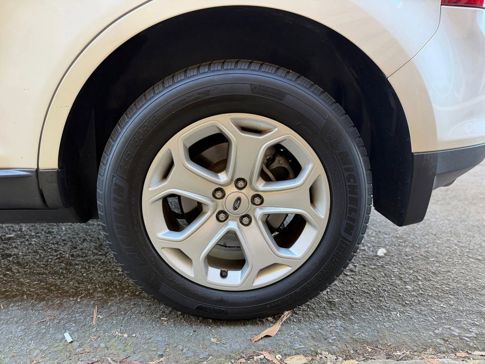 Used 2014 Ford Edge SEL w/ Equipment Group 205A image 41