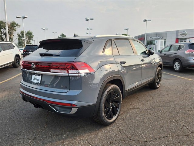 New 2026 Volkswagen Atlas Cross Sport SE image 3