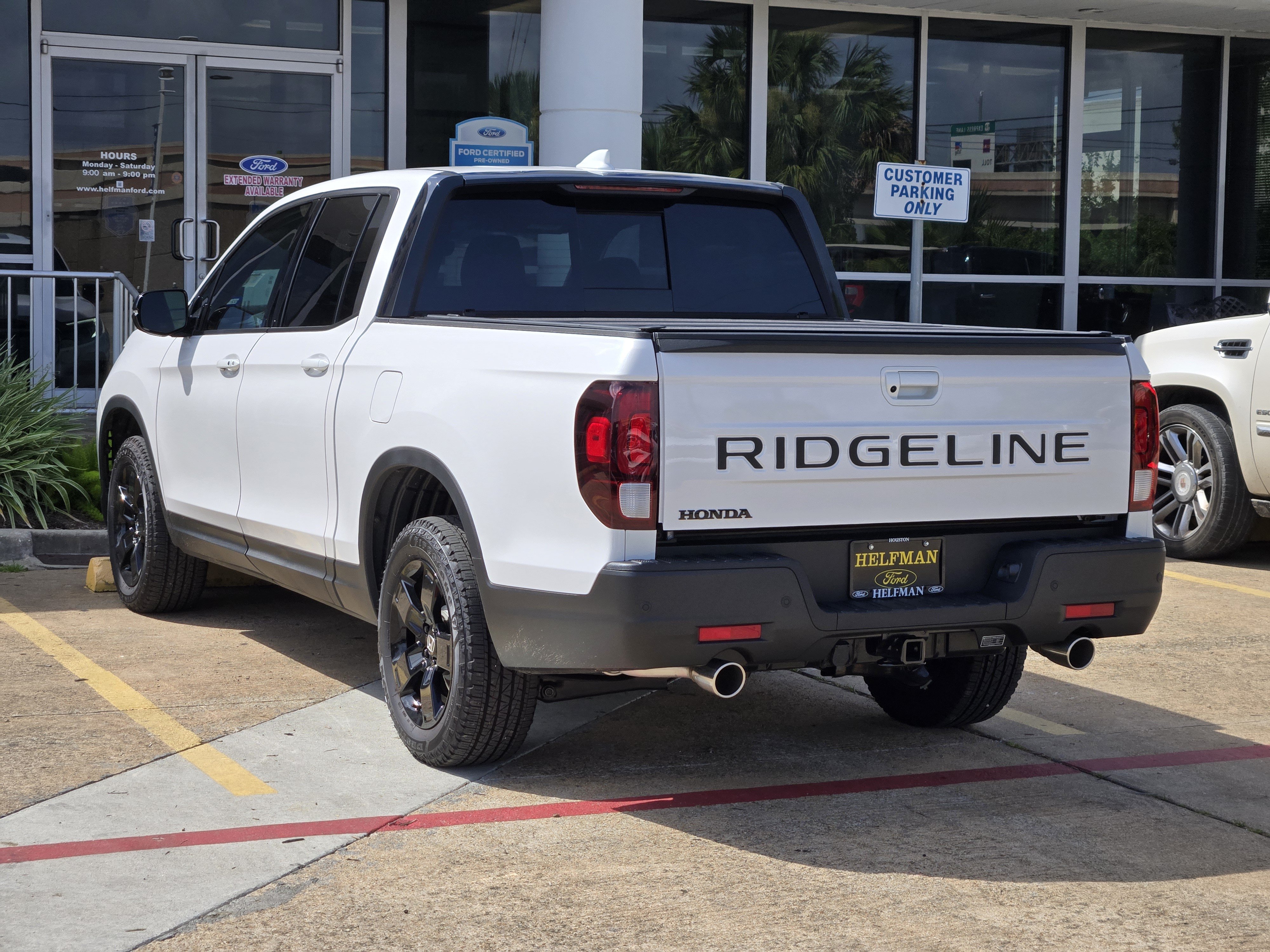 Used 2026 Honda Ridgeline Black Edition image 3