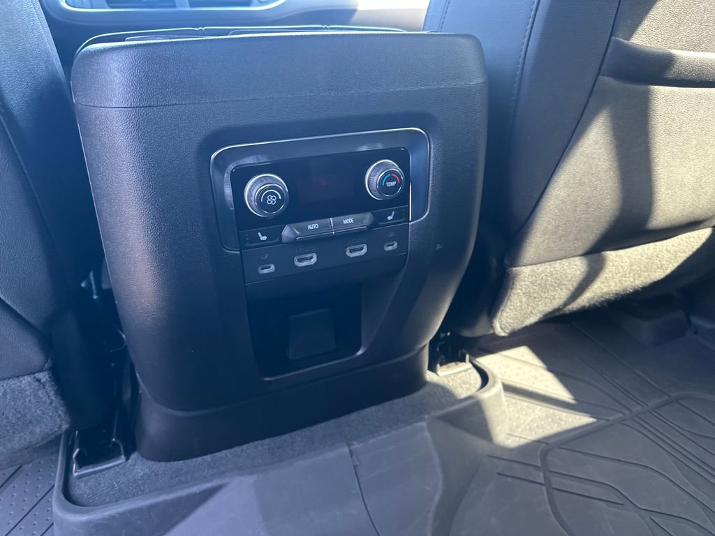Used 2023 Chevrolet Tahoe High Country w/ Premium Package image 24