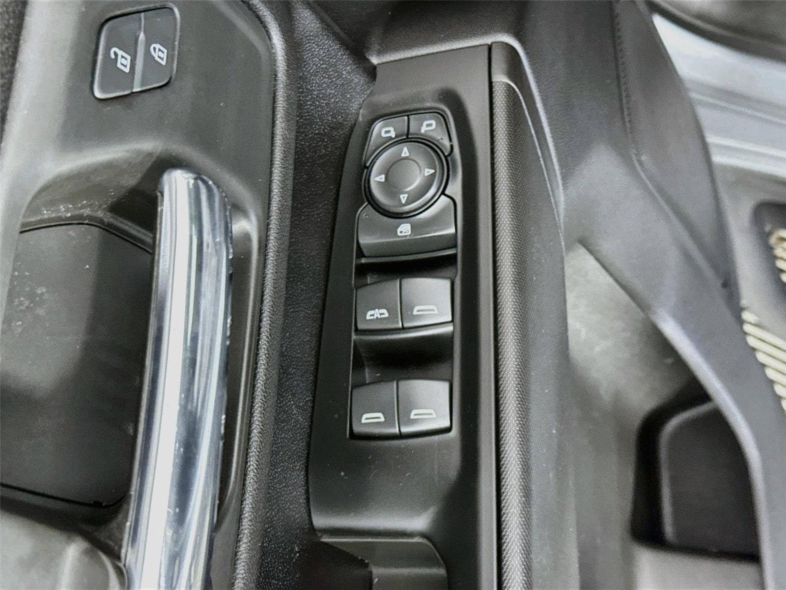 Certified 2024 Chevrolet Silverado 1500 Custom RWD image 18