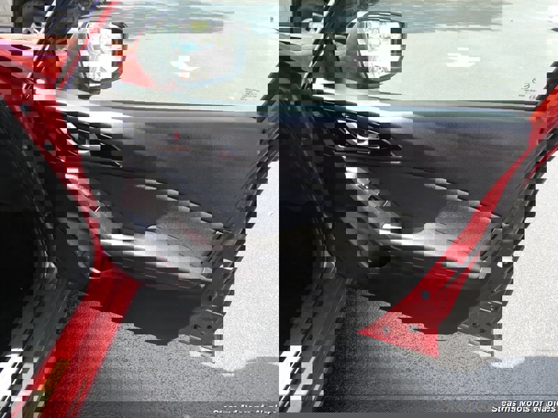 Used 2015 MAZDA MAZDA3 i Sport image 45