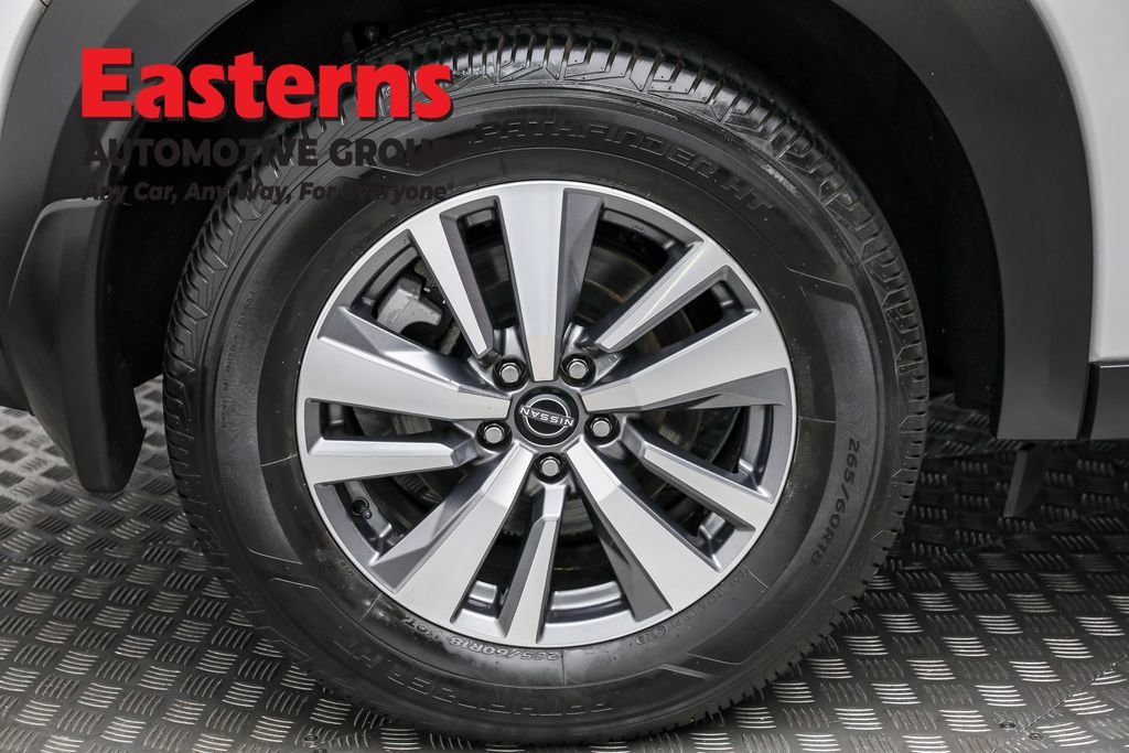 Used 2023 Nissan Pathfinder SL image 30