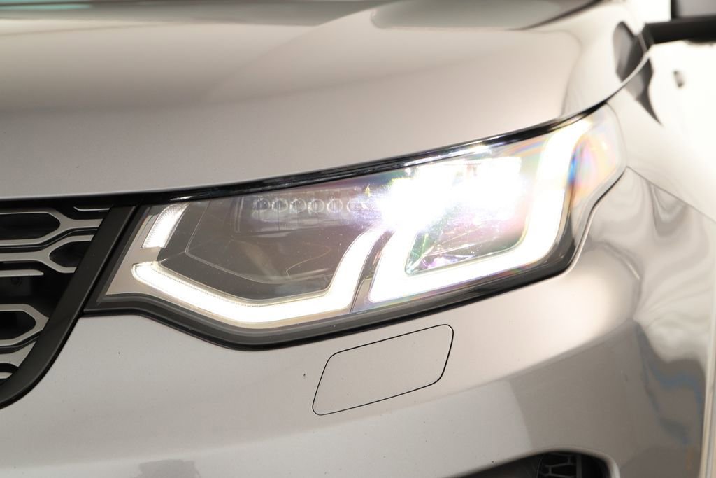 Used 2020 Land Rover Discovery Sport S R-Dynamic image 39