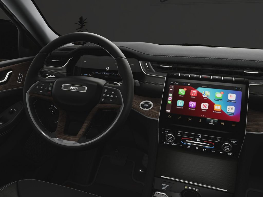 New 2024 Jeep Grand Cherokee Limited w/ Black Appearance Package AWD/4WD image 18