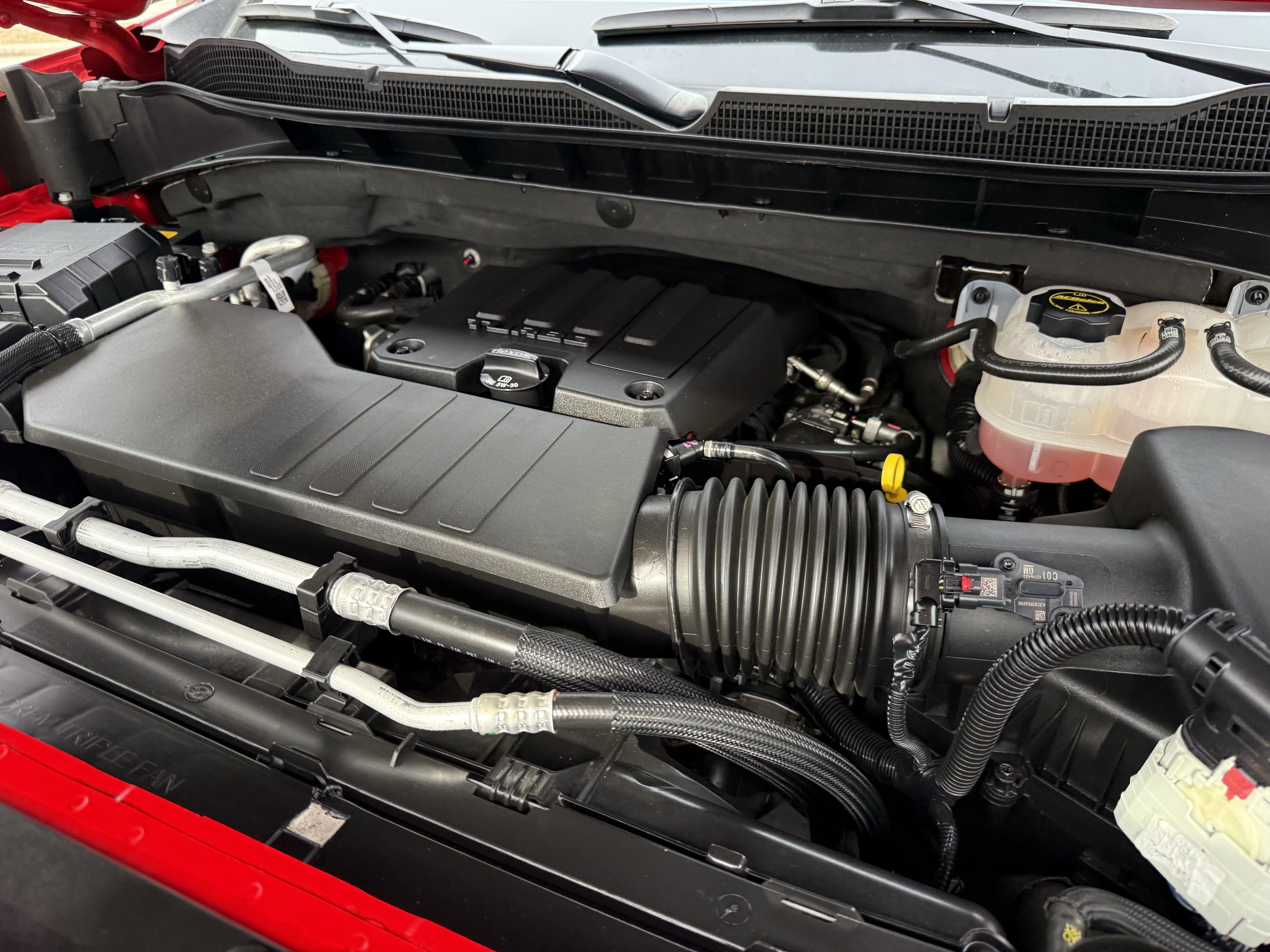 Used 2024 Chevrolet Silverado 1500 Custom Trail Boss w/ Turbomax Blackout Package image 31