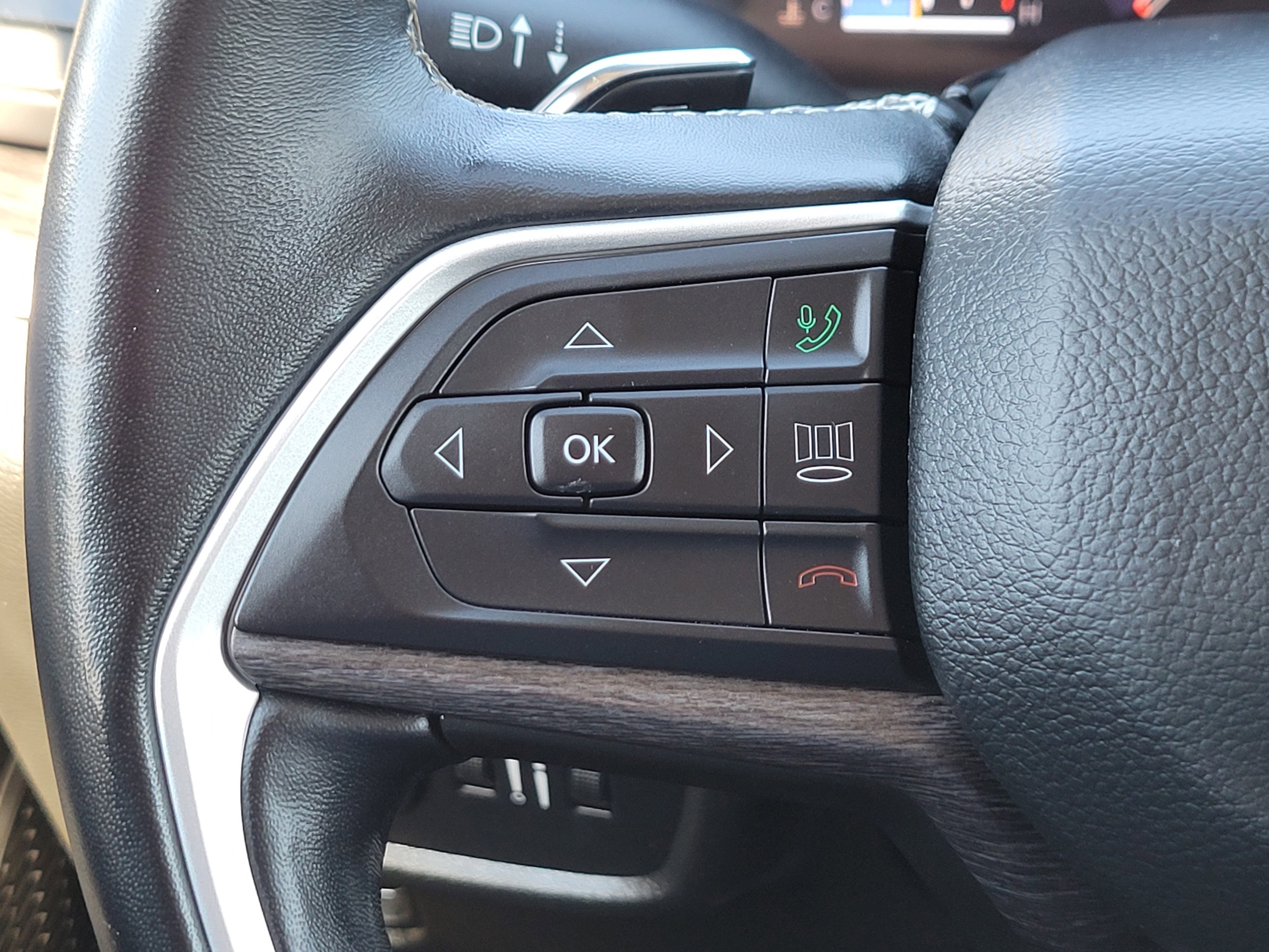 Used 2022 Jeep Grand Cherokee Limited image 27