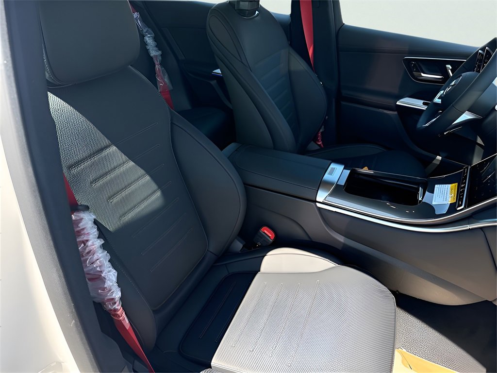 New 2026 Mercedes-Benz GLC 43 AMG 4MATIC Coupe image 25